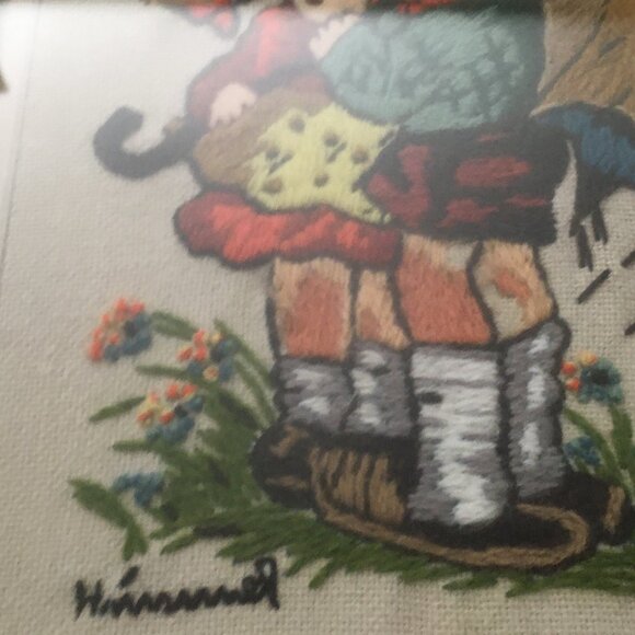 Vintage Hummel Needlework Children In The Rain 3D Embroidery Professional Frame - Picture 6 of 12